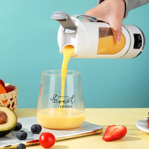 Mini Portable Electric Fruit Juicer.